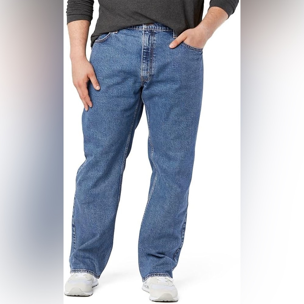 Levi's Men's 550 Relaxed Mid Rise Relaxed Fit Tapered Leg Jeans Size 42x30